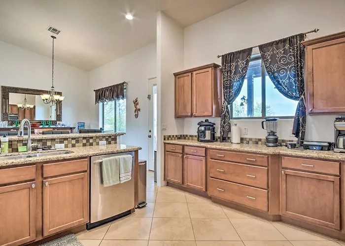 Cozy Mtn-view W/ Pool & Hot Tub! * Vail