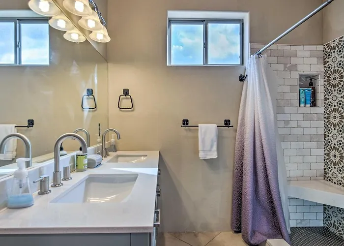 Cozy Mtn-view W/ Pool & Hot Tub! * Vail